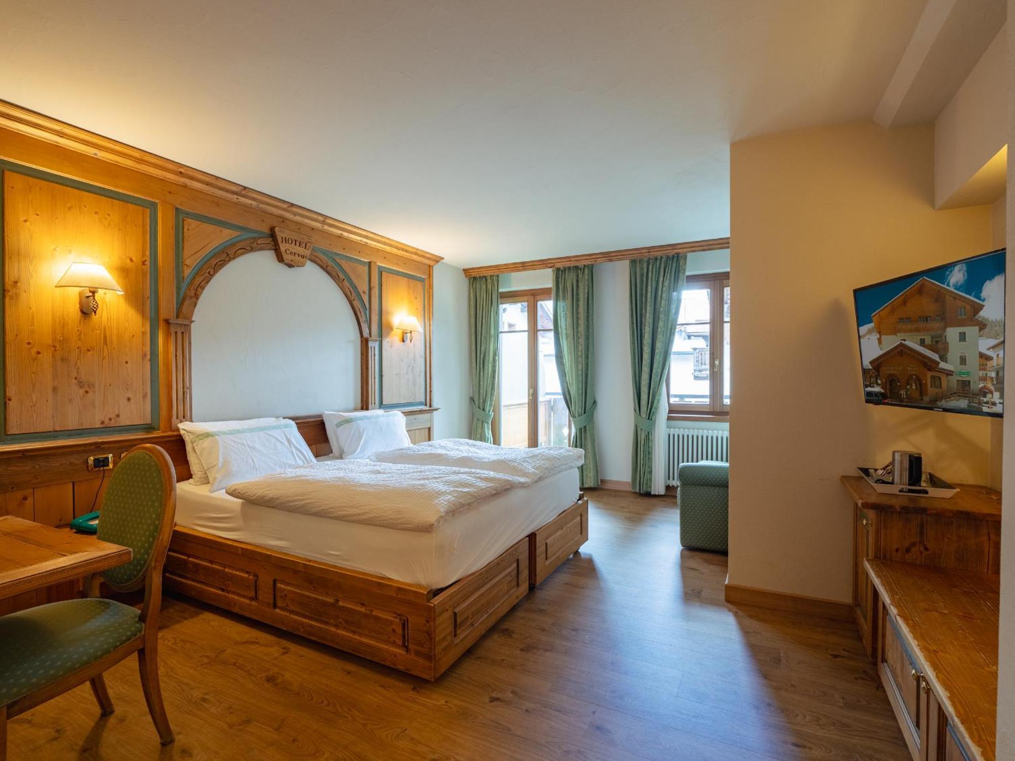 Hotel Cervo Livigno Exteriör bild